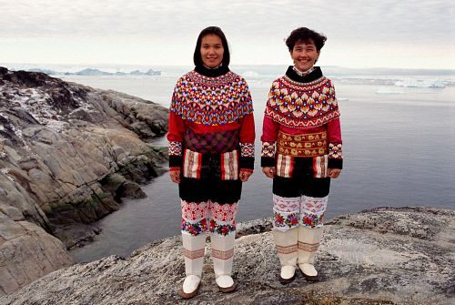 Modern Greenlanders: A Genetic Mosaic of Inuit and Northwest European Ancestry