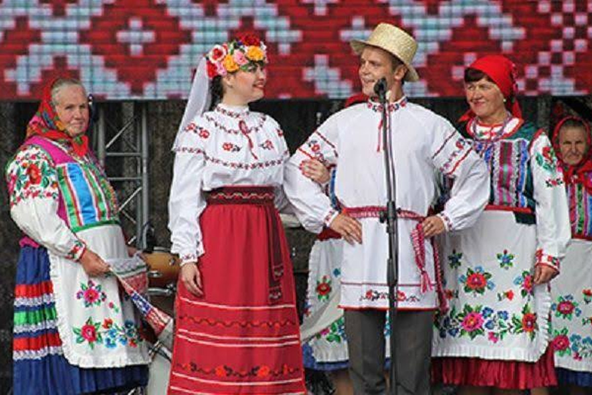 The Ukrainians and Belarusians: The Baltic Cline, and the Steppe That Left No Trace