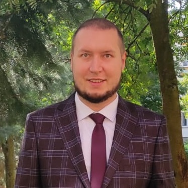 Piotr Kapuscinski, genetic genealogy specialist at Explore Your DNA